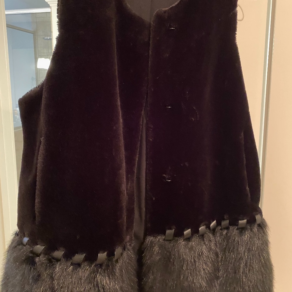 Black Fur Vest Sz M